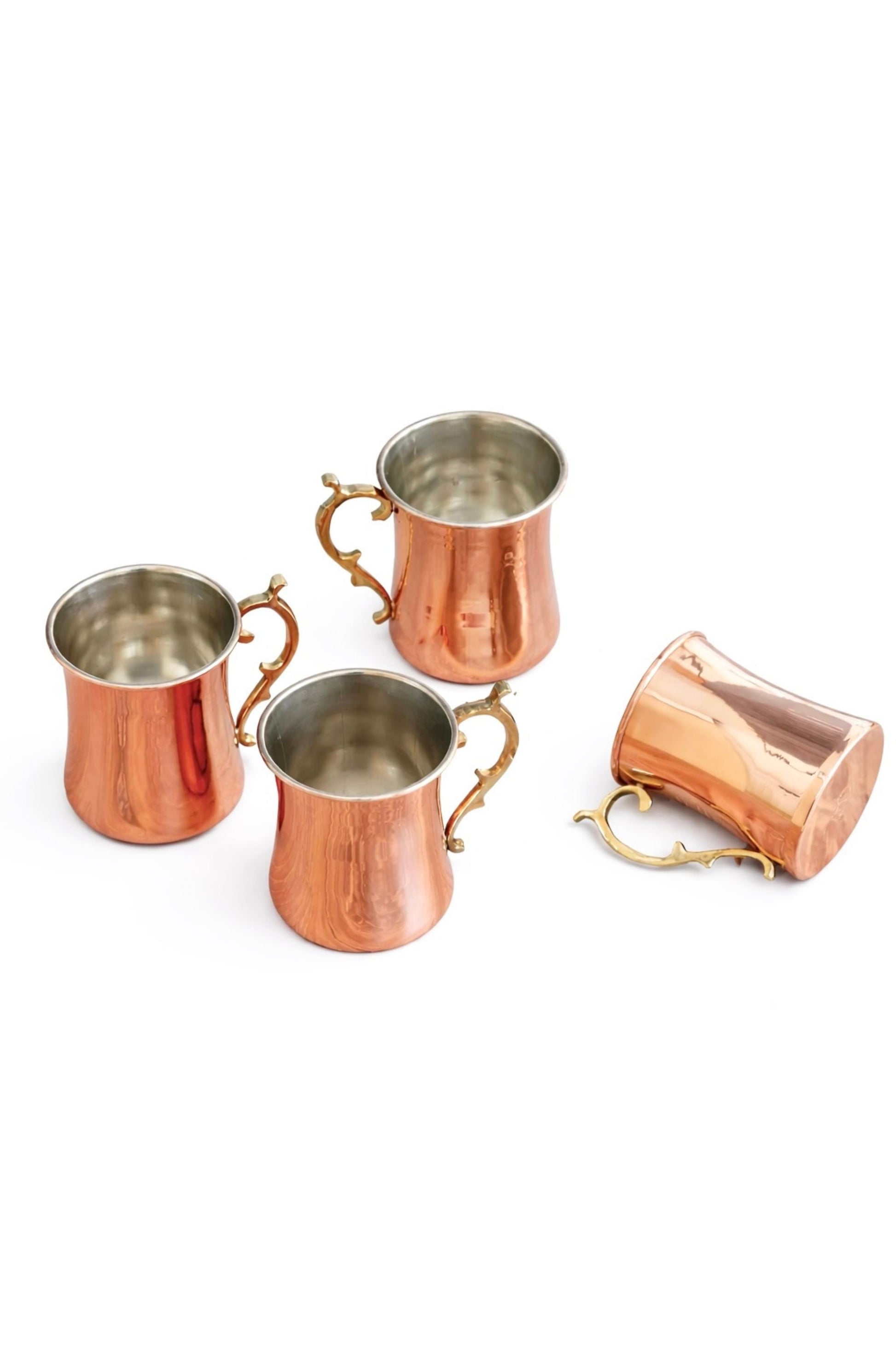 Vintage inspired cocktail mugs by DC-Powered, set of 2 or 4, featuring retro design and ceramic construction for stylish drinks.